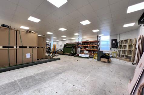 Warehouse to rent Image 4
