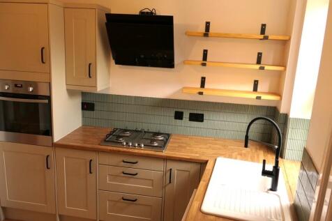 Redbridge Grove , Chorlton  photo 4
