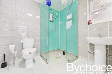 CAM05454G0-PR0032-STILL007