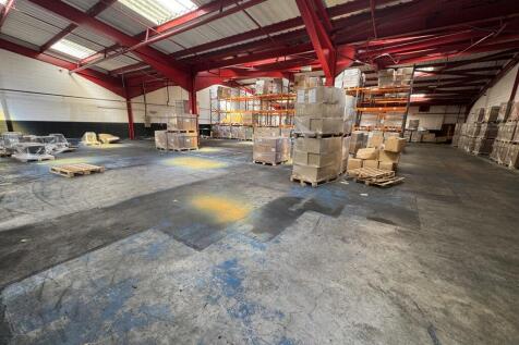 Light Industrial to rent Image 3