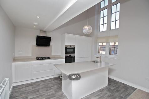 Kitchen/Living area