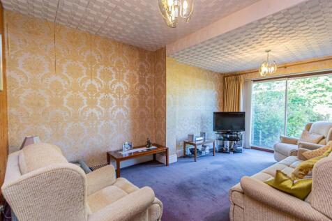 Extended Lounge