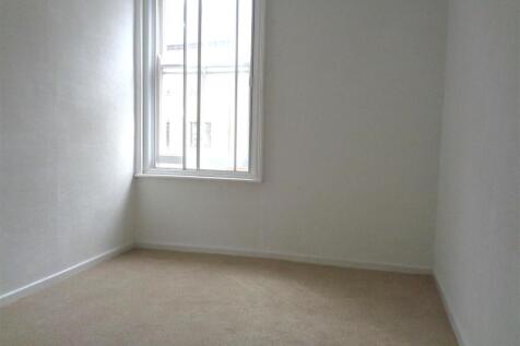 bedroom.JPG