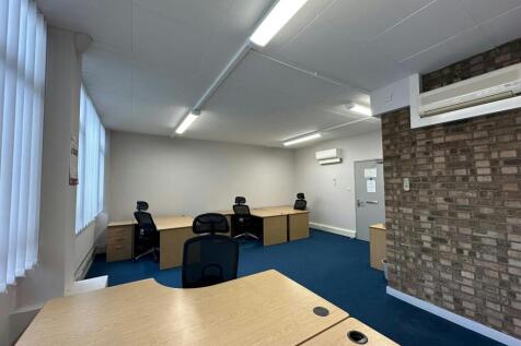 BBC Suite S2 S3  image 2.jpg