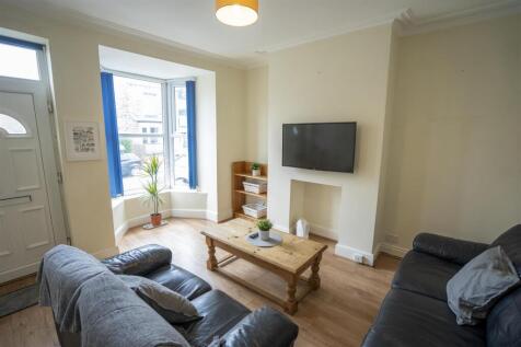 Living Room.jpg