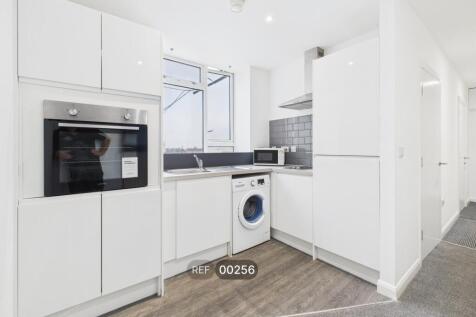 Kitchen/Living area