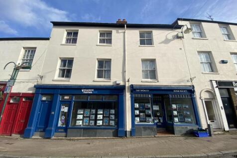 2-bed flat on Flat 2, 23 Clemens Street, Leamington Spa, £1,800/mo