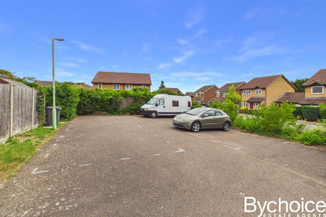 CAM05454G0-PR0196-STILL018