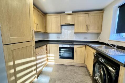 Priory Court, Barnsley, S71 2QX photo 3