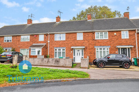 3-bed terraced on Midhurst Way, Clifton, £1,150/mo