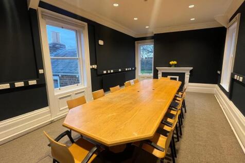 Office to rent Image 6