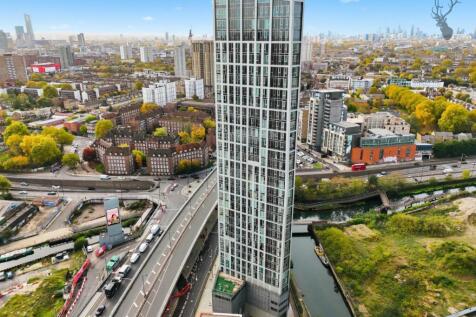 London, E15 - property photo