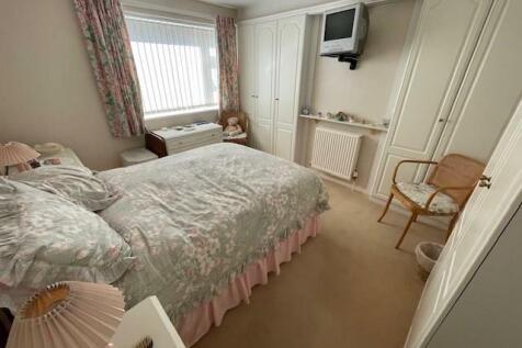 15 Alwen Drive h.jpg