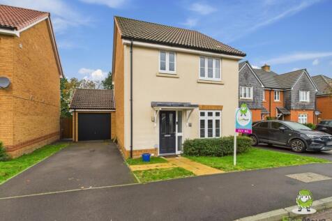 EweMove Estate Agents Basingstoke - Longwood Copse