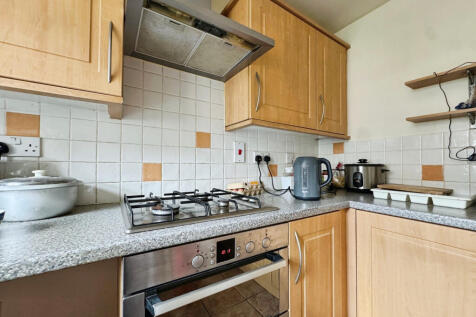 28 Lathkill Street, Market Harborough, LE16 9EY