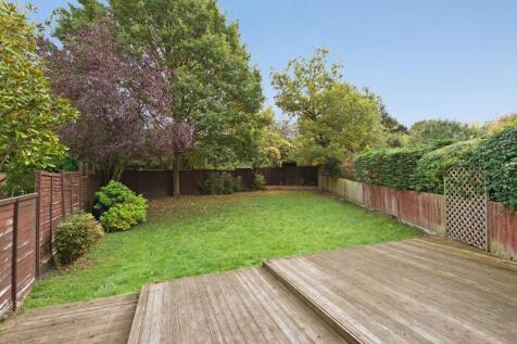 61a Aboyne DriveGar.