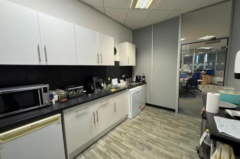Office for sale Image 6