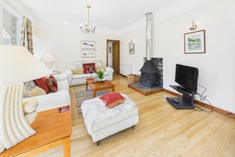 CAM03481G0-PR0098-STILL012