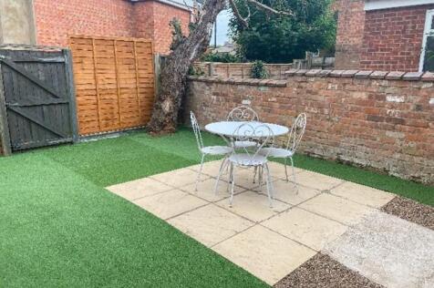 Tachbrook Road, Leamington Spa, Warwickshire, CV31 photo 5