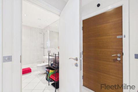 Jack &amp; Jill Bathroom
