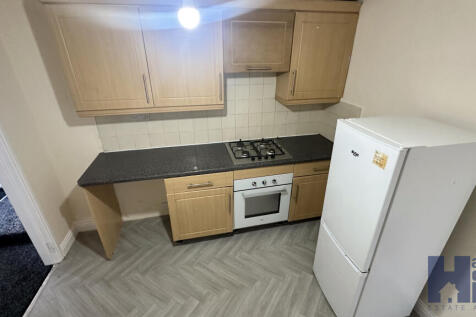Bellhouse Road, Sheffield photo 5