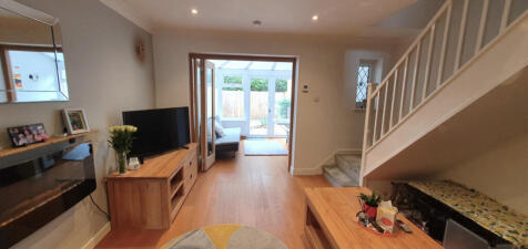 Verwood, BH31 photo 3