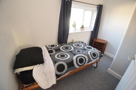 Wilton Avenue, Eastbourne photo 5