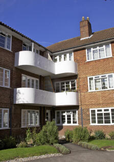 Flat 11, Totham Lodge Richmond Road, SW20 0PF