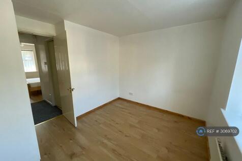 Brookhill Road, London, SE18 photo 5