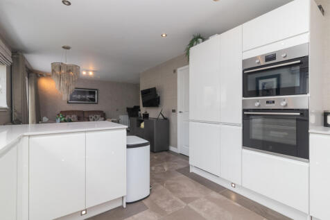 138B Hawkhead Road, Hawkhead PA2 7BE-41