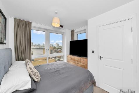 702-John-Nash-Mews-resize (10).jpg