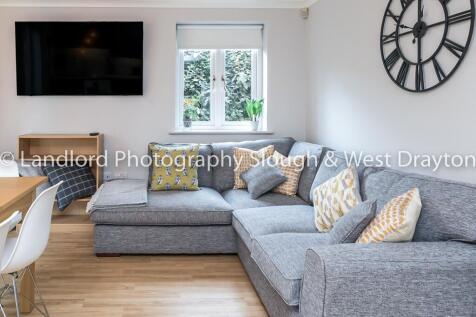 Broomfield, Guildford photo 2