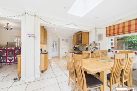 Kitchen / Dining / Sitting Area