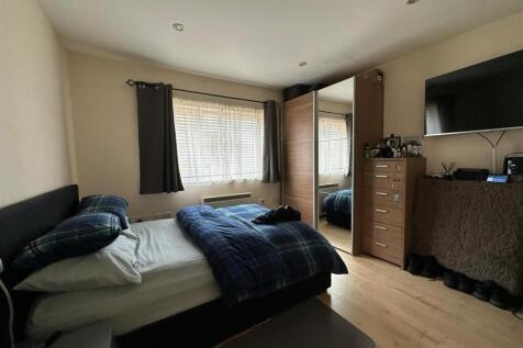 bedroom.jpg