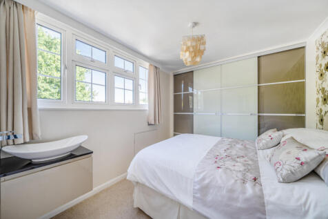 1335977-18-689f17...