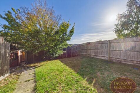 Farnborough Drive