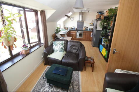 Napier Court, Gelfe Close, Baltic Wharf, Bristol, BS1 photo 3