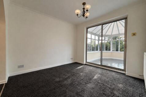 Calverley Way, Rochdale, Greater Manchester, OL12 photo 4