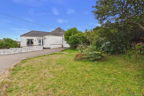 Garage, Drive &amp; Garden