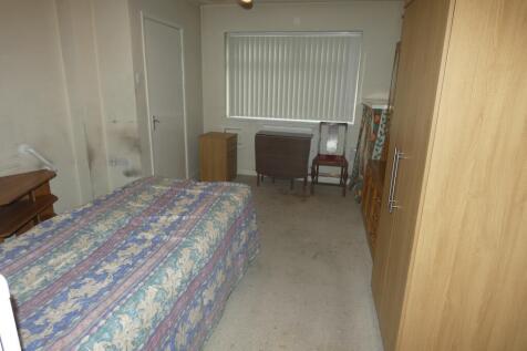 Ground Floor Studio Room