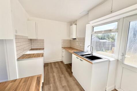 Welbeck Square, Stanton Hill, Sutton-In-Ashfield photo 4