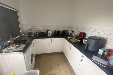 Harrington Drive, Nottingham photo 4