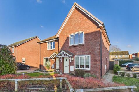 CAM02519G0-PR0383-STILL001