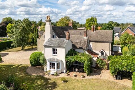 1440px-The Old Re...