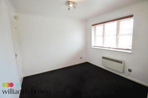 Thackeray Avenue, Tilbury photo 5