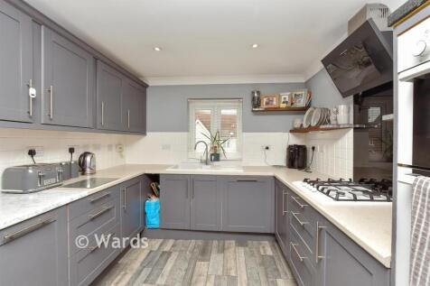 Kitchen/Dining Area