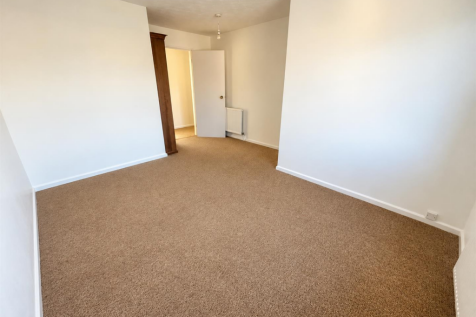 32 Crescent Road, Wimborne photo 5