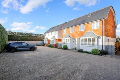 Epsom, KT17 - property photo