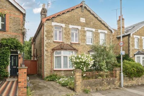 Kingston Upon Thames, KT2 - property photo
