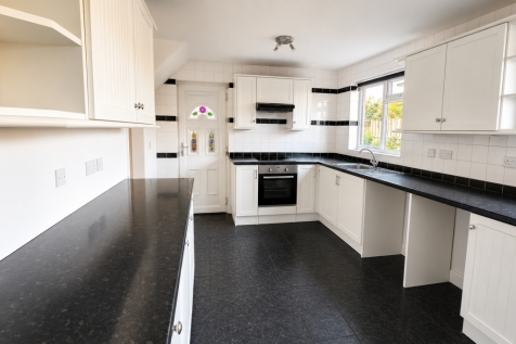 Kitchen 1-2